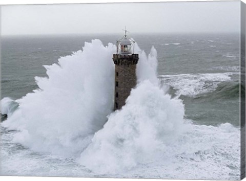 Framed Phare de Kereon Print