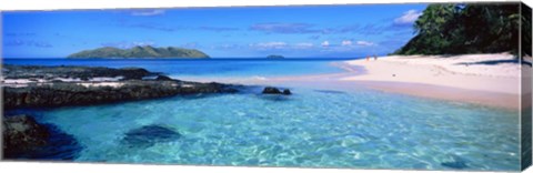 Framed Island in the sea, Veidomoni Beach, Fiji Print