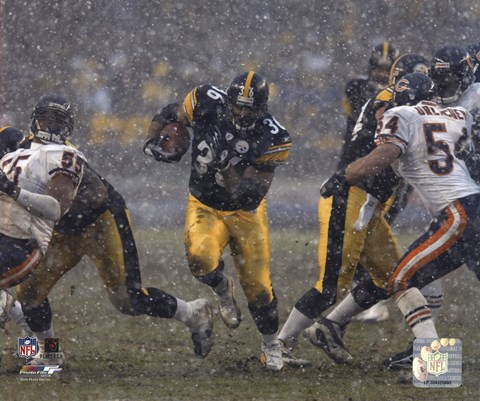 Framed Jerome Bettis - &#39;05 / &#39;06 Action ( In The Snow) Print