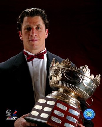 Framed Rod Brind&#39;Amour with the 2006 Selke Trophy Print