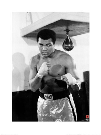 Framed Ali – Pose Print