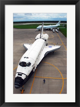 Framed Atlantis STS117 Towed Print
