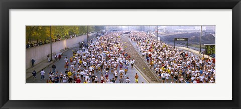 Framed Crowd running in a marathon, Chicago Marathon, Chicago, Illinois, USA Print