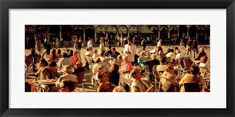 Framed Tourists at a sidewalk cafe, Venice, Italy Print
