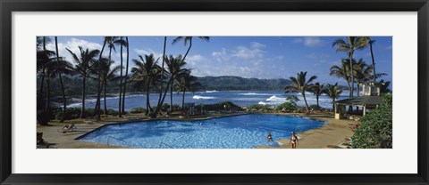 Framed Tourists at an infinity pool, Hawaii, USA Print