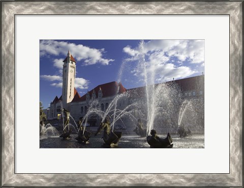 Framed Fountains in front of a railroad station, Milles Fountain, Union Station, St. Louis, Missouri, USA Print
