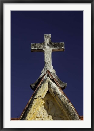 Framed Old cross atop mausoleum, Necropolis Colon, in Vedado, Havana, Cuba Print