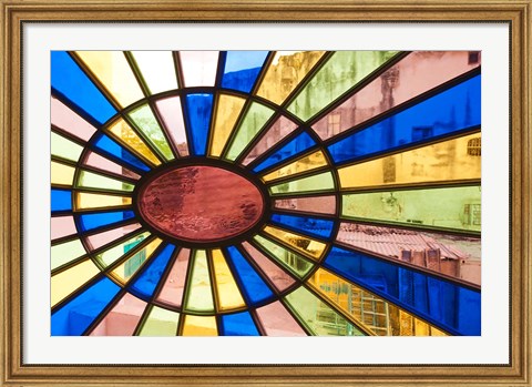 Framed Cuba, Havana, Palacio de la Artesania, glass Print