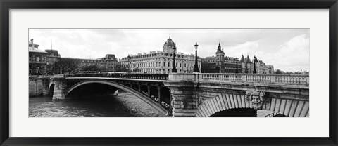 Framed Pont Notre-Dame over Seine River, Palais de Justice, La Conciergerie, Paris, France Print