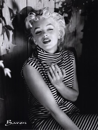 Framed Marilyn Monroe, striped dress, 1954 Print