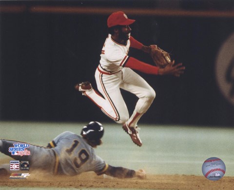 Framed Ozzie Smith - Turning double play Print