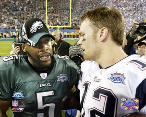 Framed Tom Brady &amp; Donovan McNabb - Super Bowl XXXIX - talk after game Print