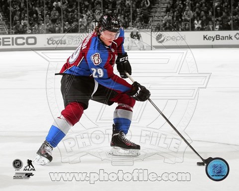 Framed Nathan MacKinnon 2013-14 Spotlight Action Print