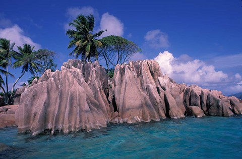 Framed Tropical Shoreline of St Pierre Islet, Seychelles Print