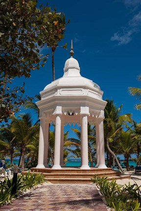 Framed Wedding gazebo, Riu Palace, Bavaro Beach, Higuey, Punta Cana, Dominican Republic Print