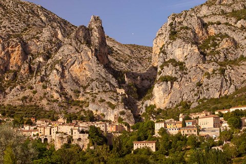 Framed Moustier-Sainte-Marie, France Print