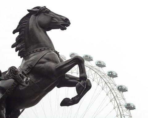 Framed London Eye I Print