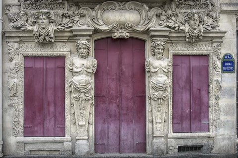 Framed Sculptured Facade In Le Marais Print