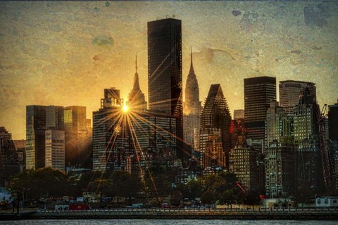 Framed Mid-Manhattan Sunset D Print