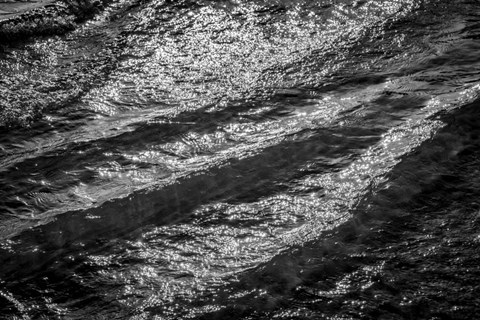 Framed Ocean Waves 01 Print