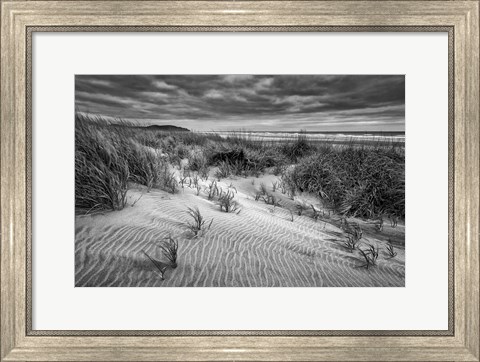 Framed Long Beach, Washington (BW) Print