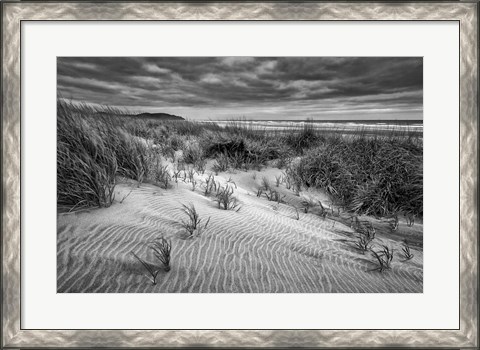 Framed Long Beach, Washington (BW) Print