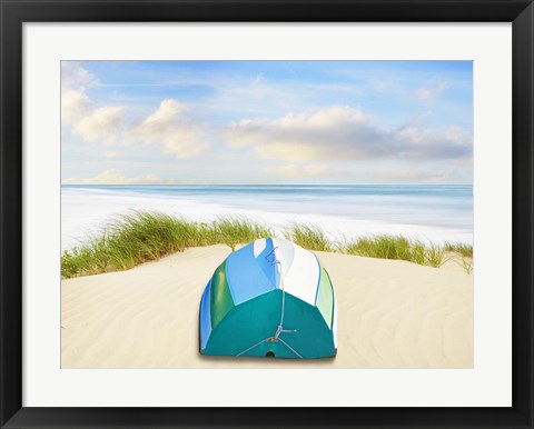 Framed Beachscape Photo III Print