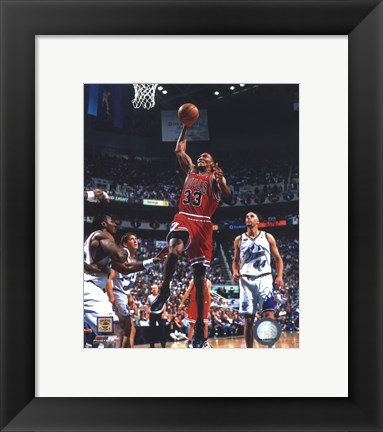 Framed Scottie Pippen Game 2 of the 1998 NBA Finals Action Print