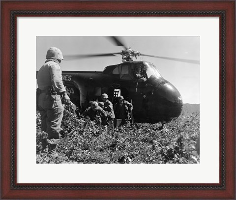 Framed Korea, US Marine Corps, soldiers exiting military helicopter Print