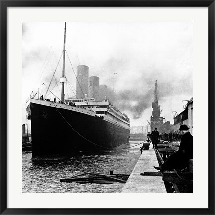 Framed Titanic at the docks of Southampton Print