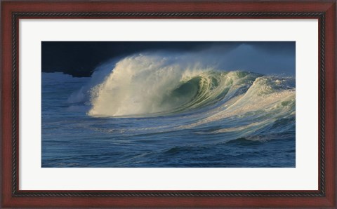 Framed Waves breaking in the pacific ocean, Waimea Bay, Oahu, Hawaii, USA Print