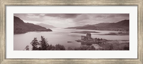 Framed Eilean Donan Castle on Loch Alsh &amp; Duich Scotland Print