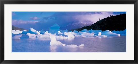Framed Icebergs floating on water, Lago Grey, Patagonia, Chile Print