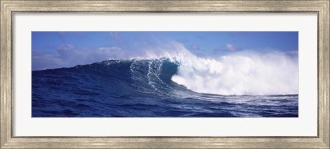 Framed Rough waves in the sea, Tahiti, French Polynesia Print