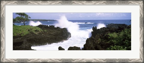 Framed Waves breaking at the coast, Hana Coast, Black Sand Beach, Hana Highway, Waianapanapa State Park, Maui, Hawaii, USA Print