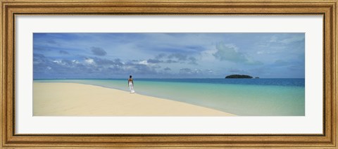 Framed Woman in distance on sandbar, Aitutaki, Cook Islands Print