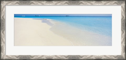 Framed Laguna Maldives Print