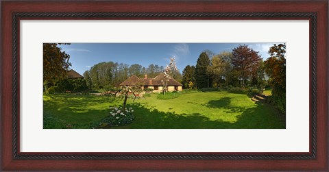 Framed Millstream cottages, Egerton, Kent, England Print