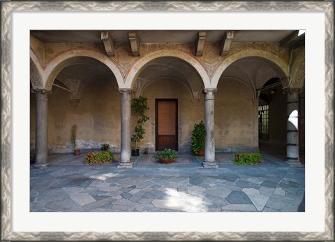 Framed Courtyard of a building, Como, Lombardy, Italy Print