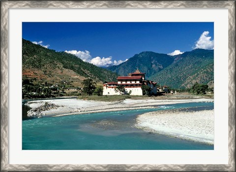 Framed Bhutan, Punaka, Mo Chhu, Punaka Dzong, Monastery Print