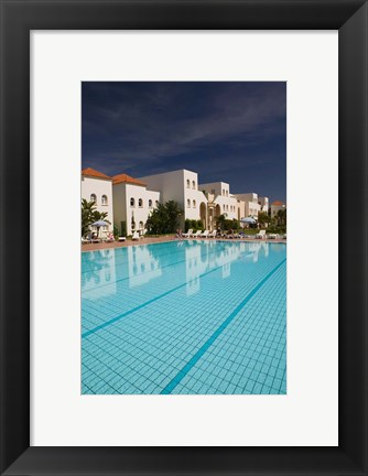 Framed MOROCCO, ESSAOUIRA: Ryad Mogador Hotel Pool Print