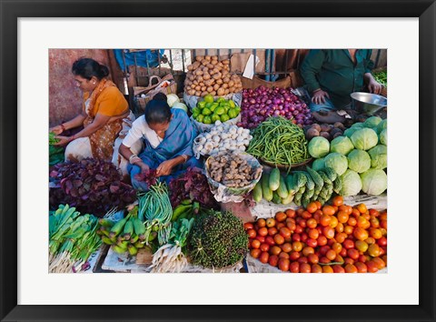Framed Selling fruit in local market, Goa, India Print