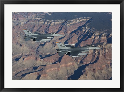Framed F-16&#39;s fly in formation near the Grand Canyon, Arizona Print