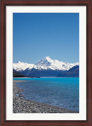 Framed Aoraki Mt Cook and Lake Pukaki, South Island, New Zealand Print