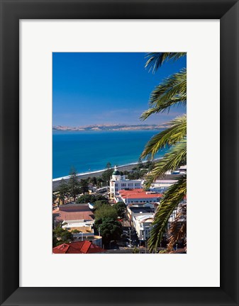 Framed View of Hawke&#39;s Bay, Napier, New Zealand Print
