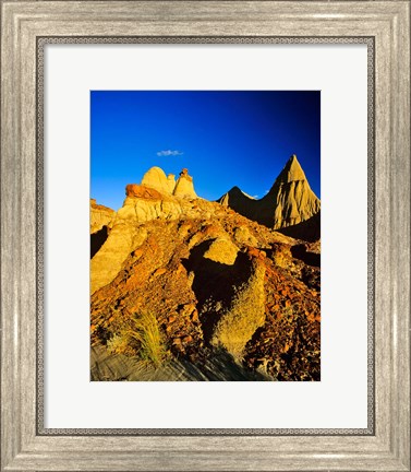 Framed Badlands formations at Dinosaur Provincial Park in Alberta, Canada Print