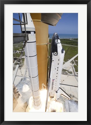 Framed Space shuttle Atlantis lifts off from Kennedy Space Center&#39;s Launch Pad Print
