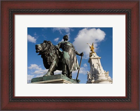 Framed Statue Detail of Queen Victoria Memorial, Buckingham Palace, London, England Print