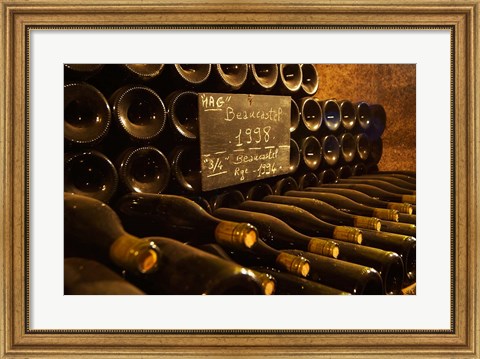 Framed Winery, Bottle 1998, Chateau de Beaucastel Print