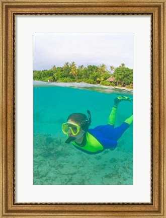 Framed Snorkeling, Picnic island, Viti Levu Fiji Print